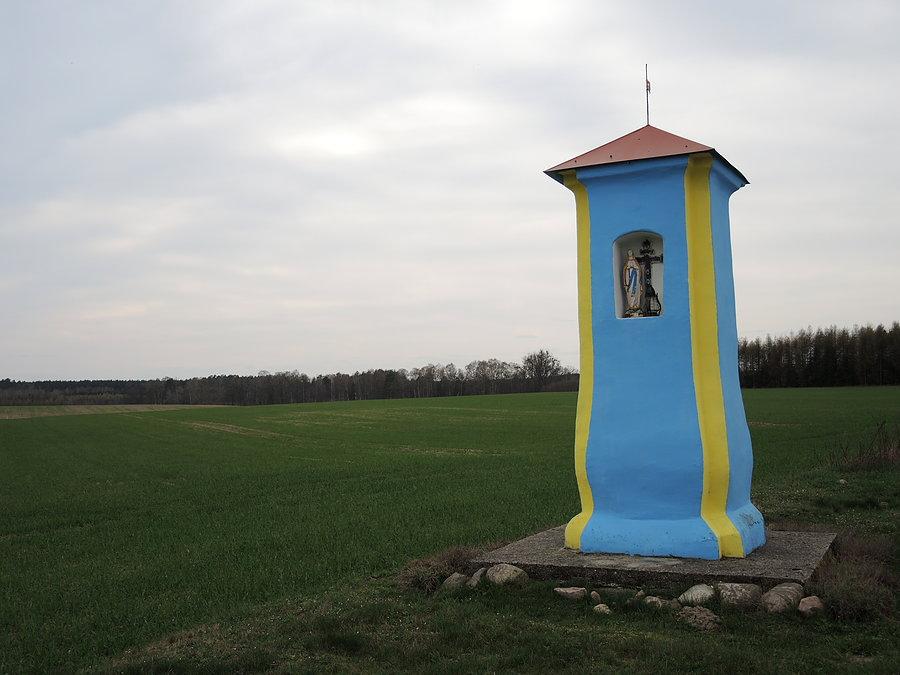 Mielęcin - kapliczka przydrożna