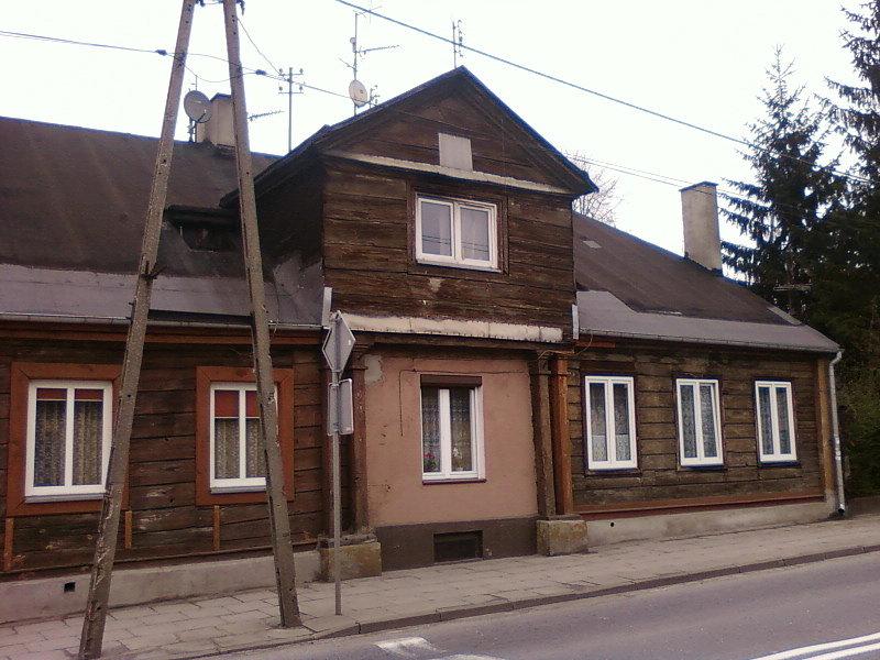 Drewniany budynek w Zgierzu