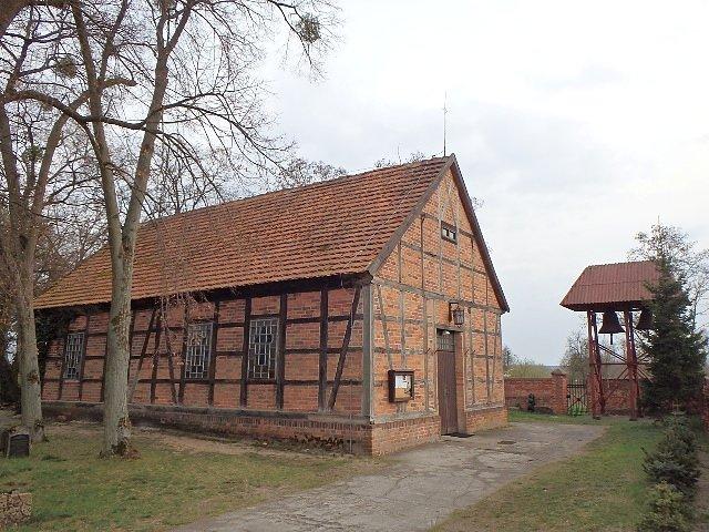 Kościół Najświętszego Serca Pana Jezusa w Pędzewie