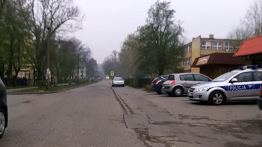 Policja przyjechała po pączki