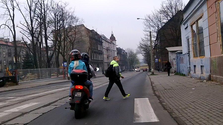 Moplik na Zabrskiej