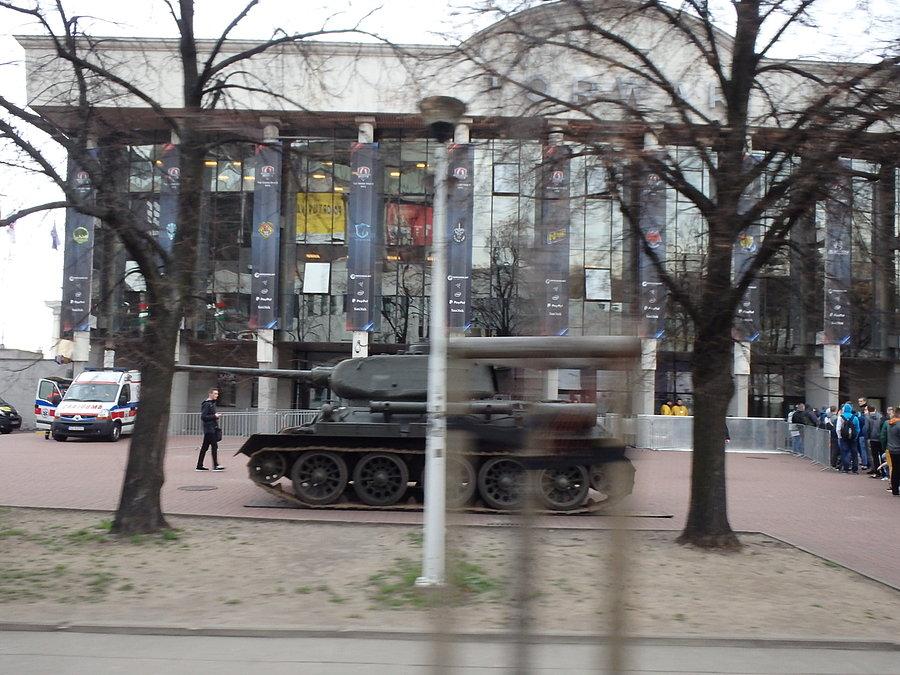 T-34 (Warszawa, Torwar 08.04.2016)