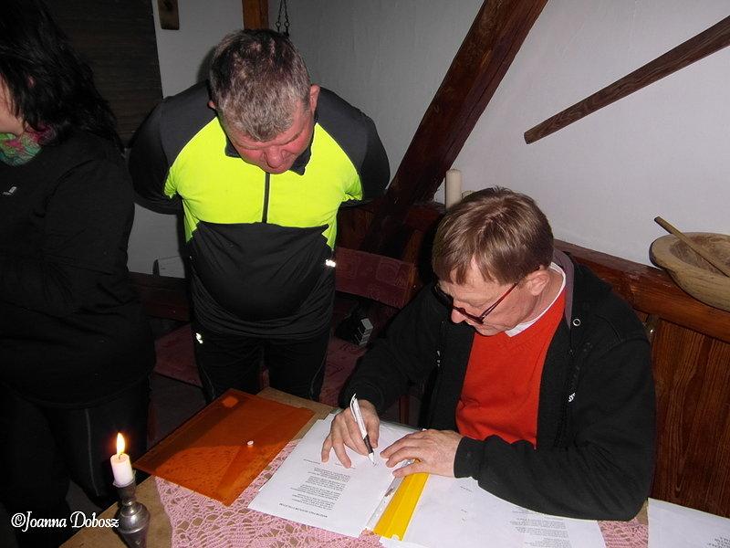 Poezja w Dawnej Wozowni w Miłoradzu