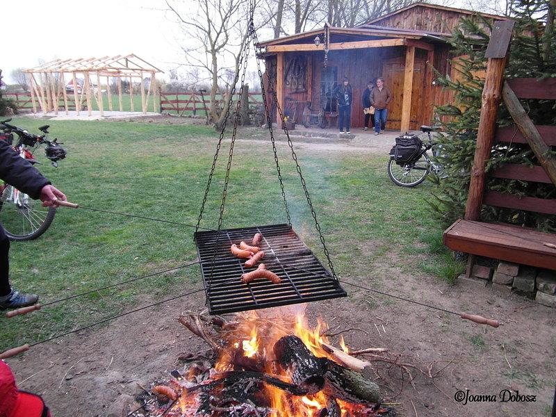 Piknik w Dawnej Wozowni w Miłoradzu