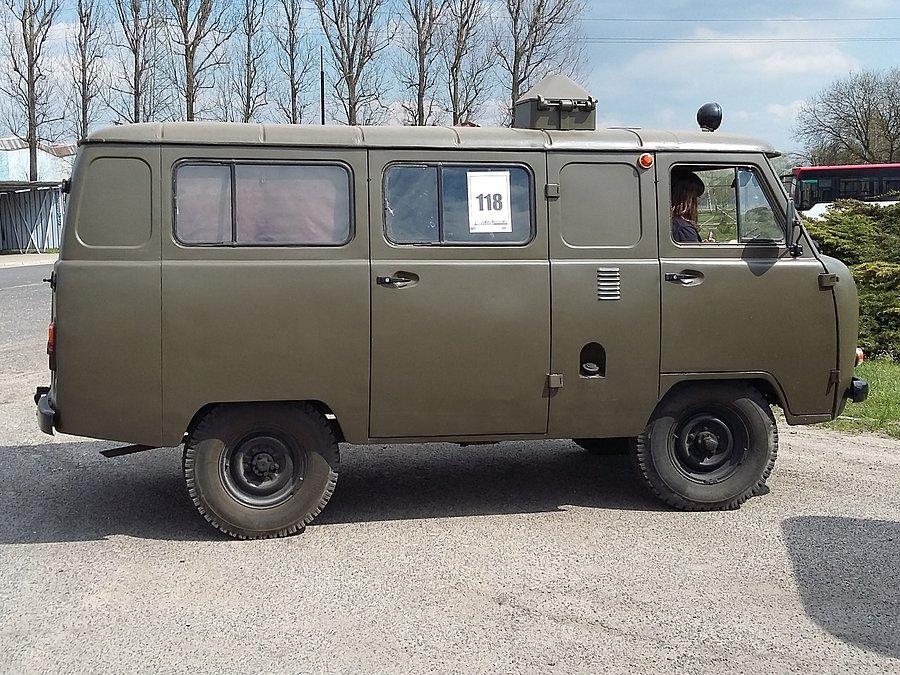 Uaz 452 i