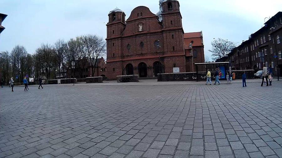 Przy kościele św. Anny