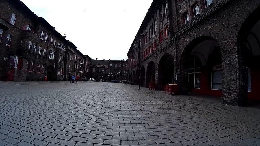 Poszukamy jeszcze sklepu