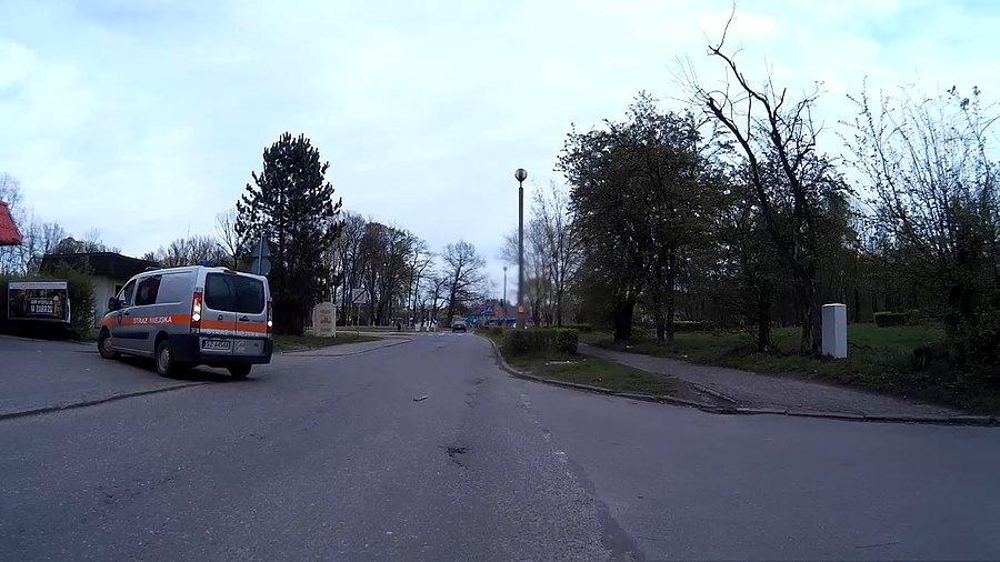 Straż miejska - mieli jakieś problemy przy ruszaniu