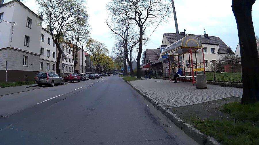 Czekając na autobus