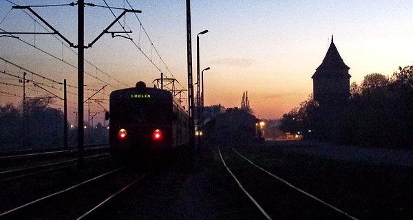 Osobowy na bocznicy