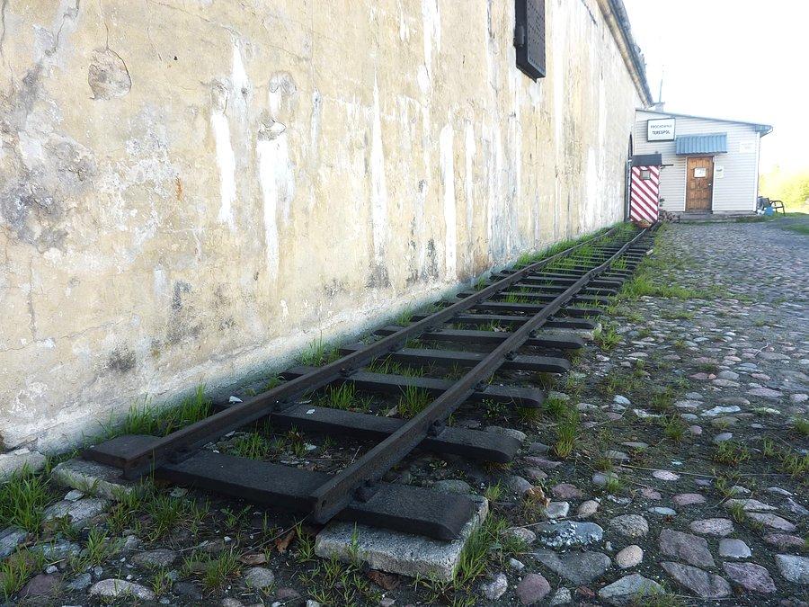 Fragment torowiska kolejki fortecznej pod prochownią w Terespolu
