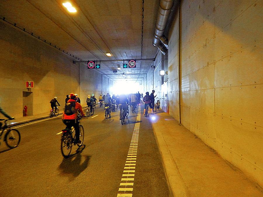 Wycieczka do Gdańska, na otwarcie tunelu pod Martwą Wisłą