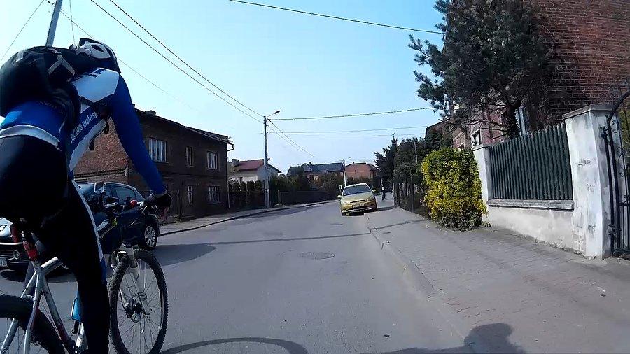 Boczne drogi też nie są złe :)