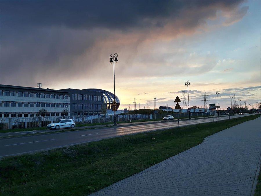 PSE SA w Powsinie HDR