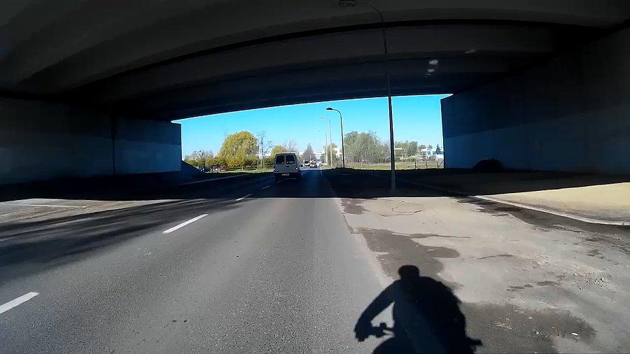 Pod wiaduktem A1
