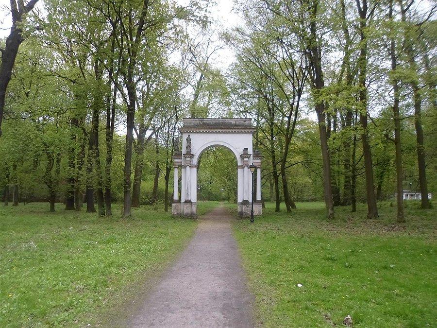 Łuk Triumfalny w Parku