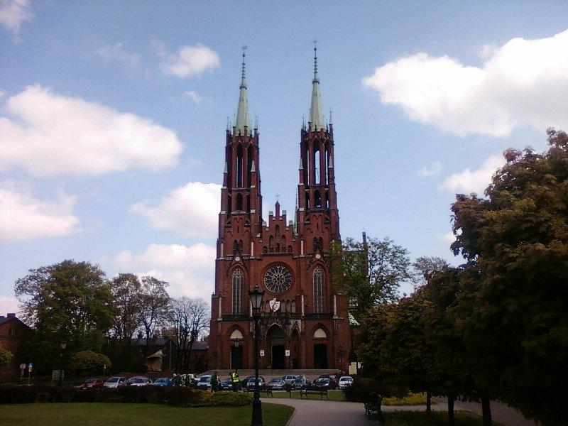 Żyrardów - kościół pw. Matki Boskiej Pocieszenia