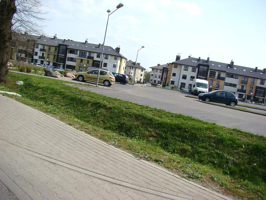 Jeszcze kilka lat temu pola i nieużytki a dziś osiedla mieszkaniowe