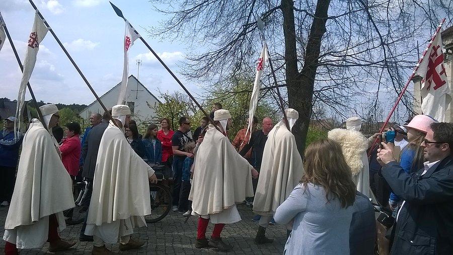 Idą cystersi