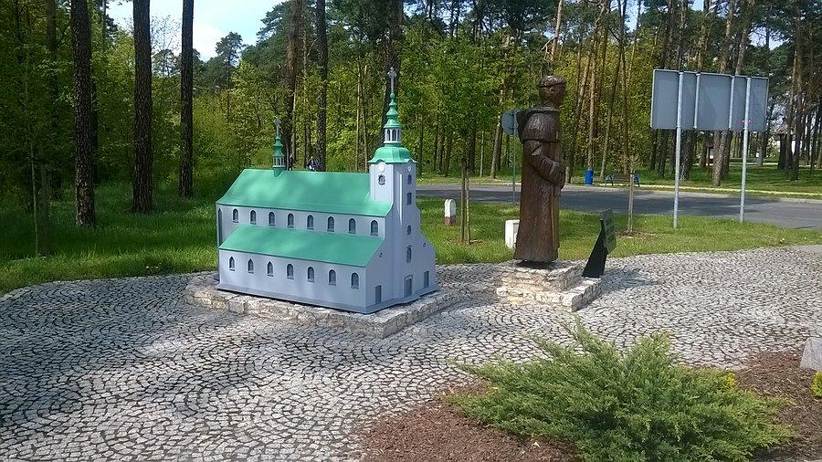 Miniatura kościoła w Jemielnicy