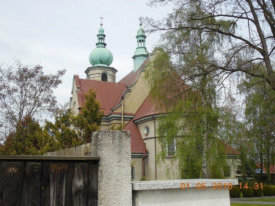Gierałtowice - kościół pod wezwaniem Matki Bożej Szkaplerznej