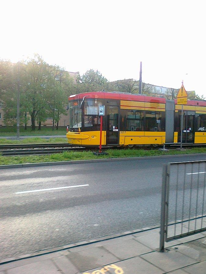 Dwukierunkowa 11 na końcowym przystanku