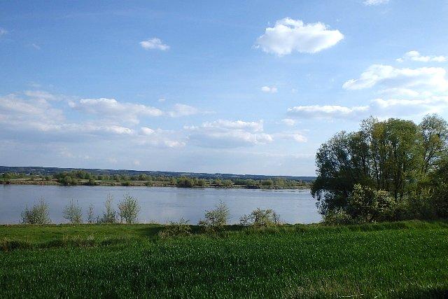 Widok na Wisłę w okolicach Kozielca