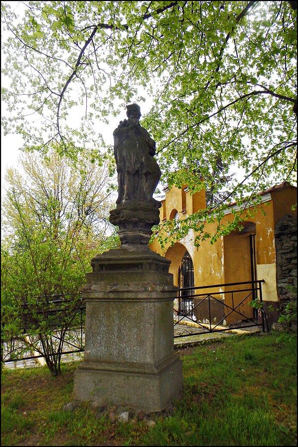 Nepomucen w Kostomłotach