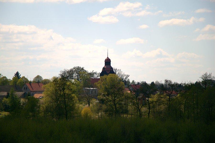 Widok na Suchań z drogi do Marianowa
