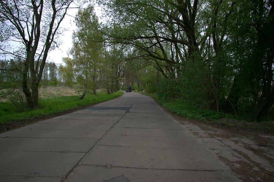 Betonką do Klępina