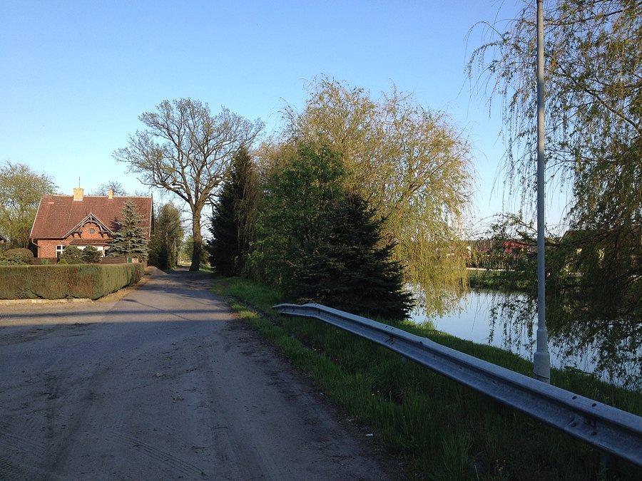 Droga dojazdowa do śluzy