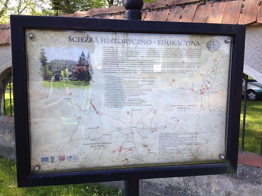 Tablica informacyjna - ścieżka historyczno-edukacyjna