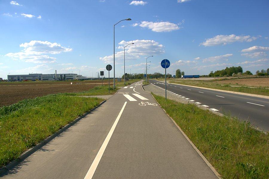 Ta DDRka prosto z lotniska do domu mnie prowadzi