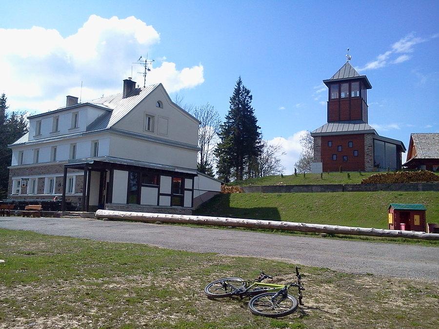 Kamienna Chata (Tetřev)