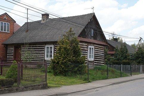 Drewniana chałupinka