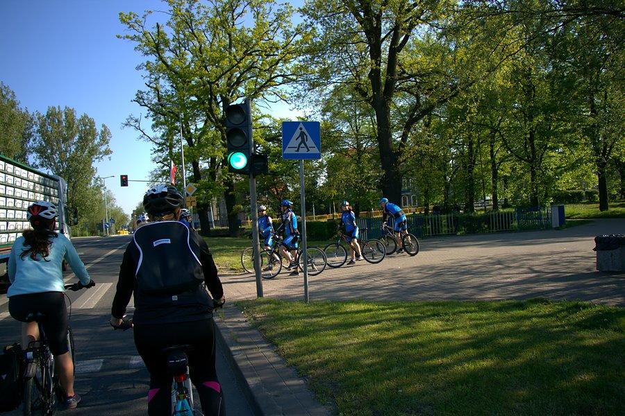 Dołączją kolejni uczestnicy wycieczki