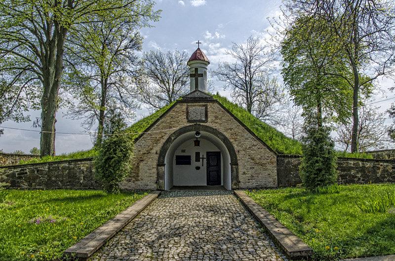 Kaplica podziemna Grobu Chrystusa, zwana Betlejemską, wybudowana w 1640 r. przez Jerzego Ossolińskiego