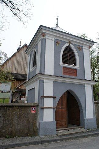 Brama cmentarno-kościelna w Zaklikowie