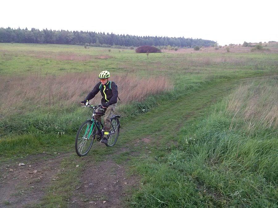 Rowerzysta w polu :)