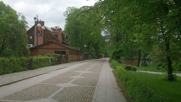 Deptak w Zwierzyńcu