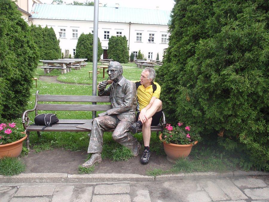 Na ławeczce ze Stanisławem Hadyną - 2009 r