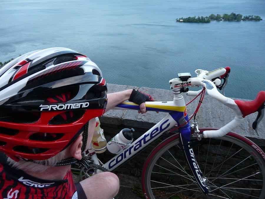 Z Locarno przez Ronco - Lago Maggiore z wyspą Brisagio