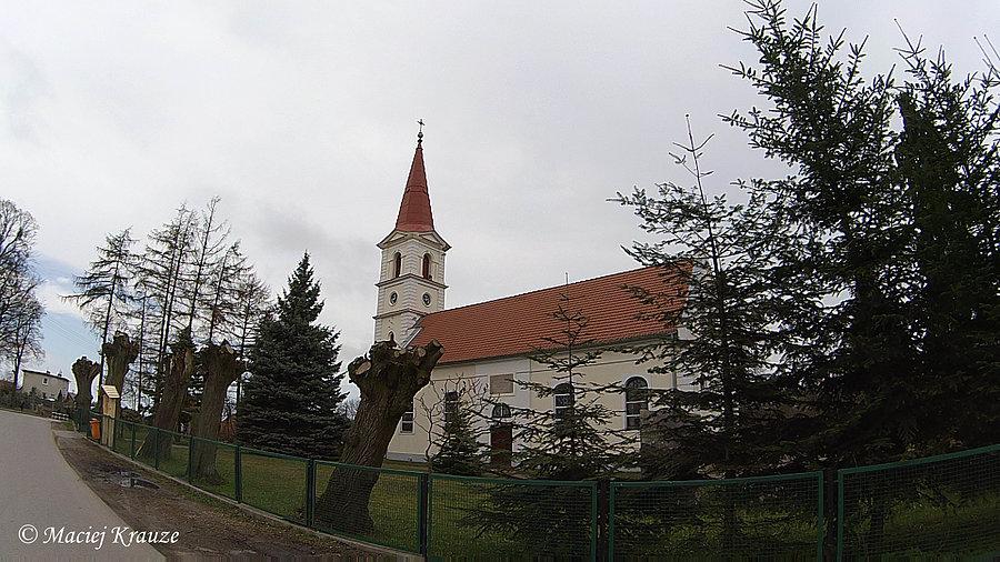 Kościół w miejscowości Łęcze