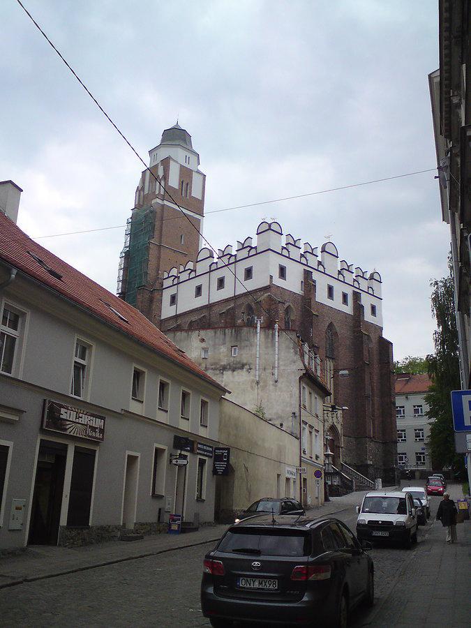 Olbrzymi kościół św. Jana Ewangelisty