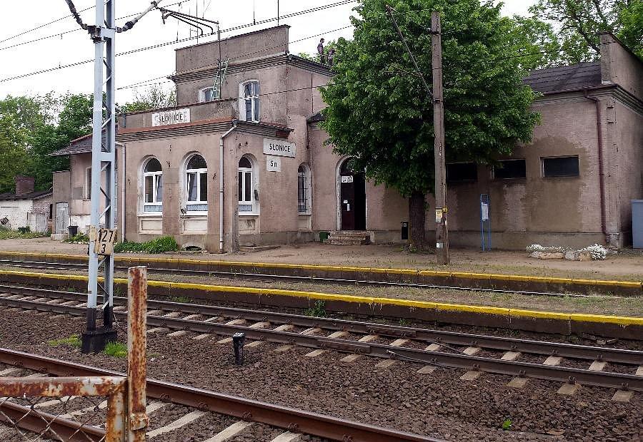 Słonice - Dworzec PKP