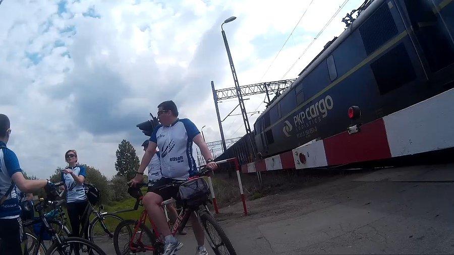 Jedzie pociąg