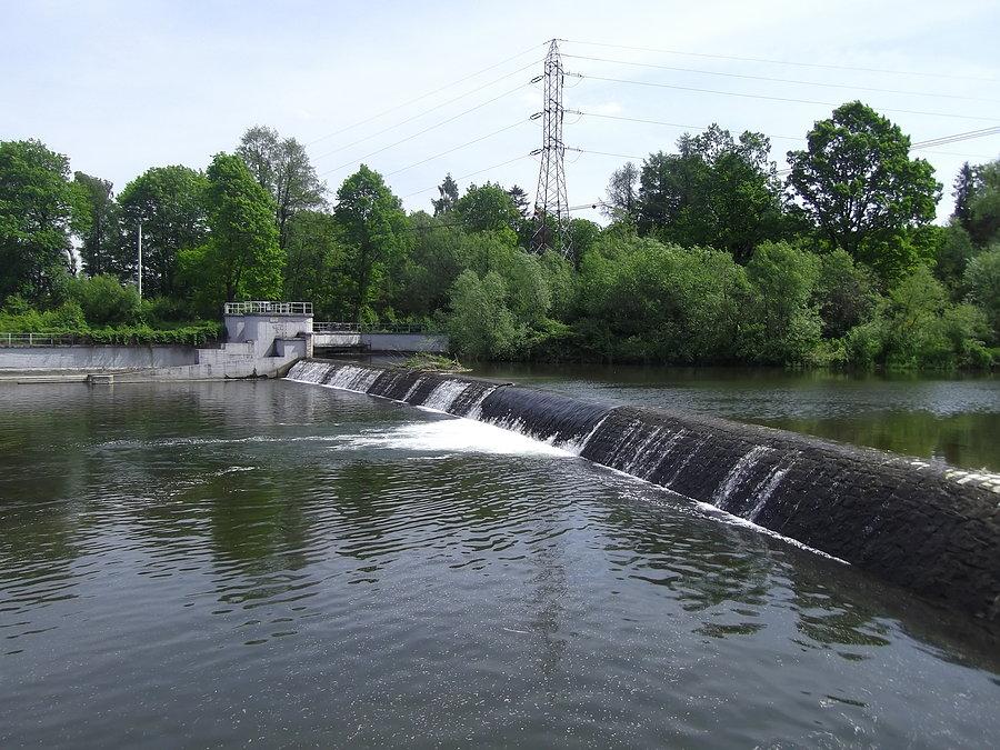 Od Drogomyśla jadę ścieżką rowerową aż do Wisły