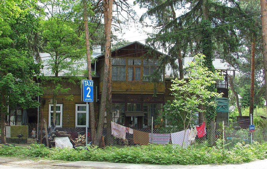 Komunalka na Kąkolowej