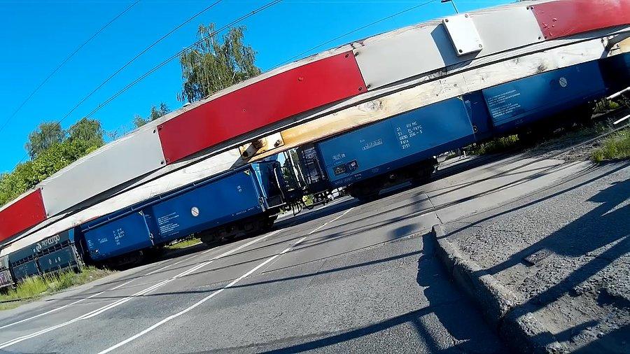 Zamknięty przejazd na Wirku