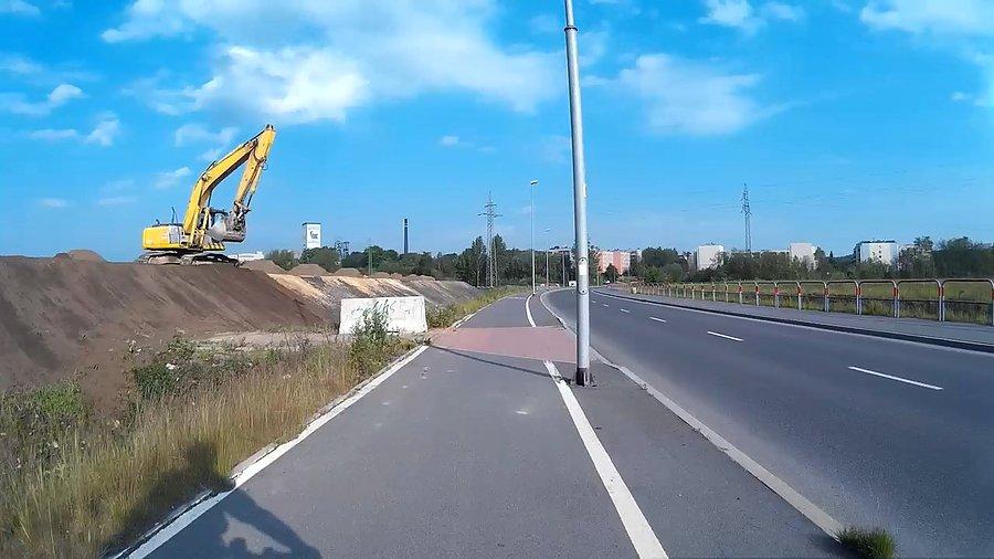 Coś się buduje